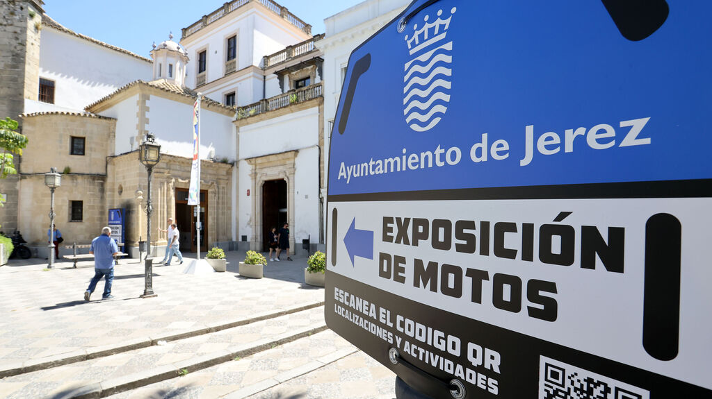 Exposici&oacute;n de motos cl&aacute;sicas y &uacute;ltimas novedades en Jerez por el Gran Premio